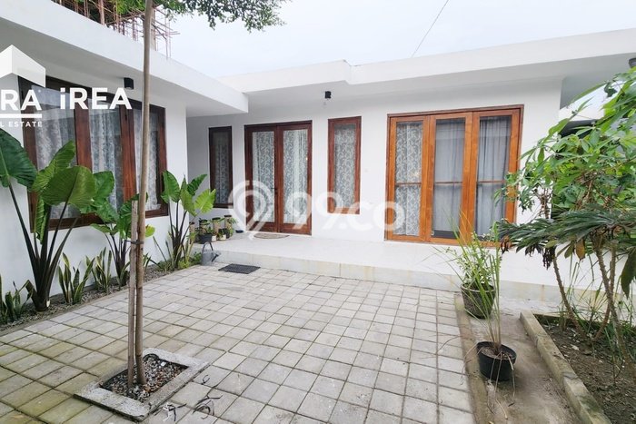 Disewakan Rumah Konsep Modern di Laweyan Solo dengan 4 Kamar Disewakan Rumah Konsep Modern di Laweyan Solo dengan 4 Kamar
