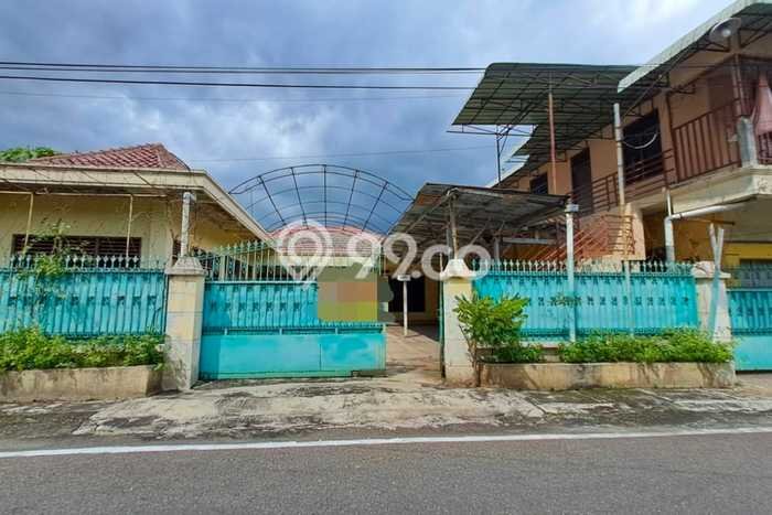 Unit Komersial Dijual di Laweyan Solo 687m2 Unit Komersial Dijual di Laweyan Solo 687m2