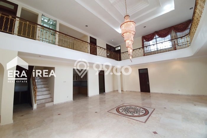 For Sale Rumah Elit Exclusive di Banjarsari, Surakarta For Sale Rumah Elit Exclusive di Banjarsari, Surakarta
