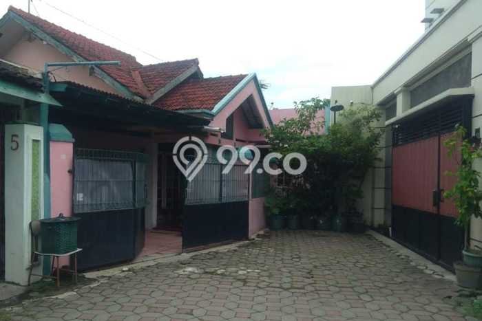 Hunian Cantik Modern Lb 167m2 di Laweyan, Solo Hunian Cantik Modern Lb 167m2 di Laweyan, Solo
