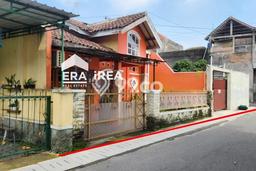 Dijual Cepat Rumah Favorit Siap Huni LB 98m2 di Banjarsari, Surakarta Dijual Cepat Rumah Favorit Siap Huni LB 98m2 di Banjarsari, Surakarta