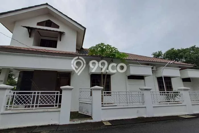 Siap Huni Rumah Mewah 5 Kamar di Colomadu Dekat ke Mana Saja Siap Huni Rumah Mewah 5 Kamar di Colomadu Dekat ke Mana Saja