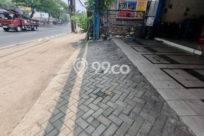 Kavling Tanah untuk Dijual di Cibubur, Bekasi, Luas 730m2 Kavling Tanah untuk Dijual di Cibubur, Bekasi, Luas 730m2