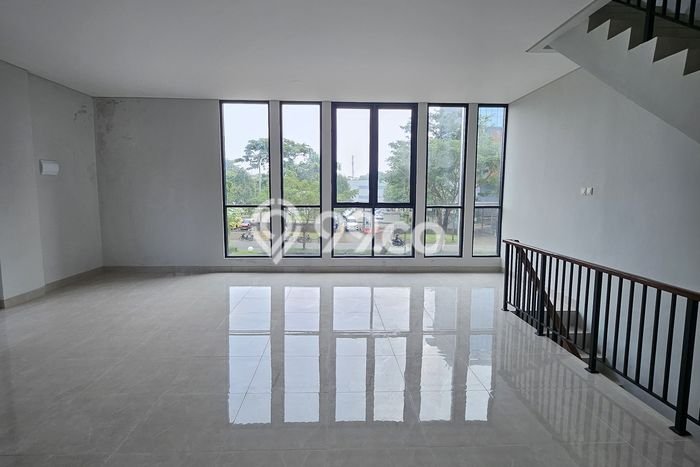 Disewakan Ruko di Kawasan Ramai Kota Wisata Luas 171m2 Disewakan Ruko di Kawasan Ramai Kota Wisata Luas 171m2