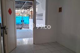 Disewakan Rumah Murah di Taman Palem Jakarta Barat Punya 3 Kamar Tidur Disewakan Rumah Murah di Taman Palem Jakarta Barat Punya 3 Kamar Tidur