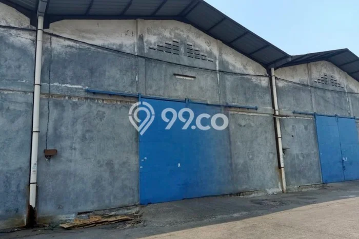 Unit Gudang disewakan di Cengkareng Jakarta Barat dengan LT 406m2 / LB 700m2 Unit Gudang disewakan di Cengkareng Jakarta Barat dengan LT 406m2 / LB 700m2