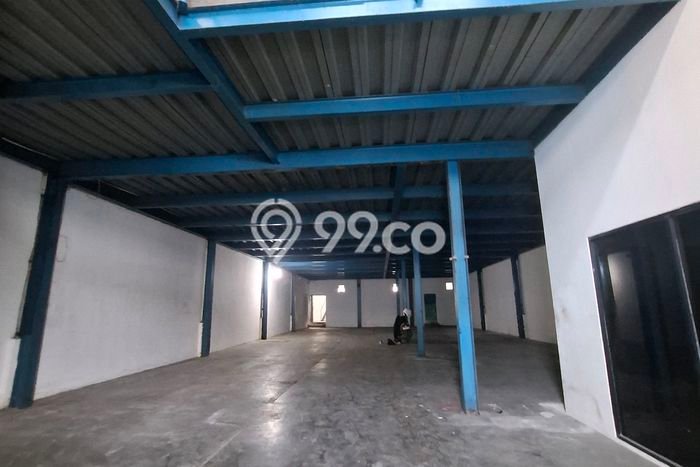 Unit Komersial Disewakan di Jakarta Barat Area Strategis Harga Kompetitif Unit Komersial Disewakan di Jakarta Barat Area Strategis Harga Kompetitif