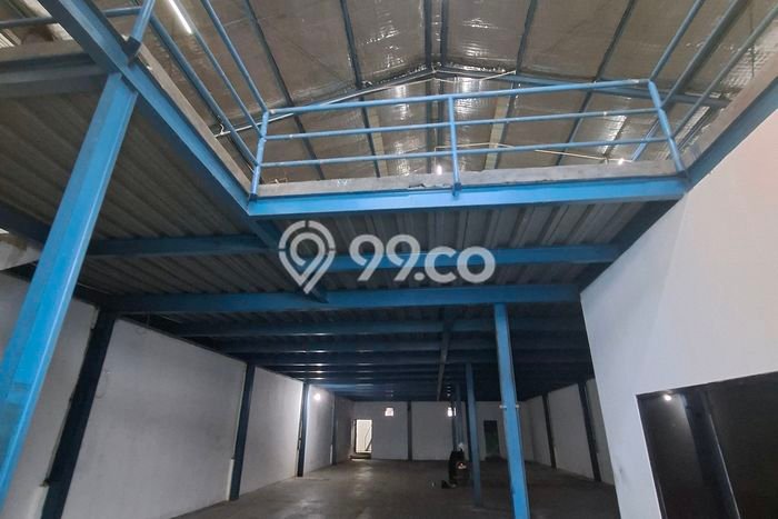 Unit Komersial Disewakan di Jakarta Barat Area Strategis Harga Kompetitif Unit Komersial Disewakan di Jakarta Barat Area Strategis Harga Kompetitif