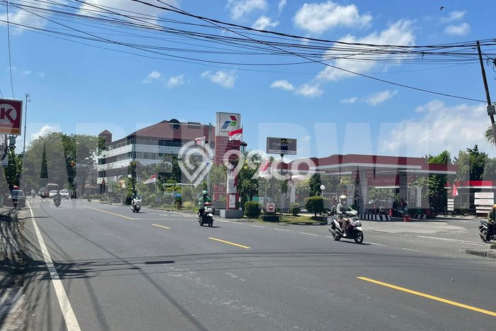 INVESTASI CERDAS! Komersial di Kuta, Luas 1000m², Akses Mainroad INVESTASI CERDAS! Komersial di Kuta, Luas 1000m², Akses Mainroad