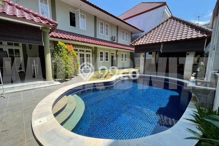 Siap Huni Rumah Mewah 6 Kamar di Renon Dekat ke Mana Pun Siap Huni Rumah Mewah 6 Kamar di Renon Dekat ke Mana Pun