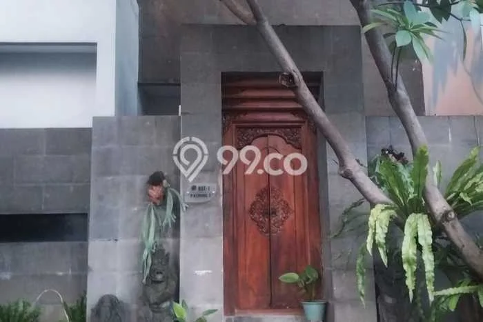 Rumah Mewah Siap Huni LT 161m2 di Kelapa Gading, Jakarta Utara Rumah Mewah Siap Huni LT 161m2 di Kelapa Gading, Jakarta Utara