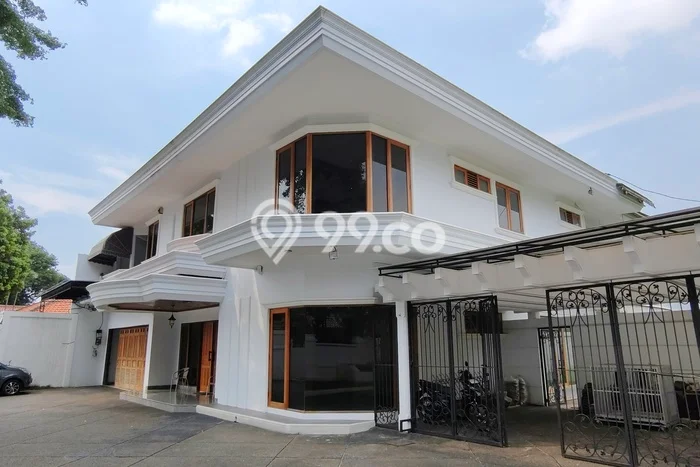 Hunian Elit LB 950m2 Siap Huni Desain Elegan di Kemang, Jakarta Selatan Hunian Elit LB 950m2 Siap Huni Desain Elegan di Kemang, Jakarta Selatan