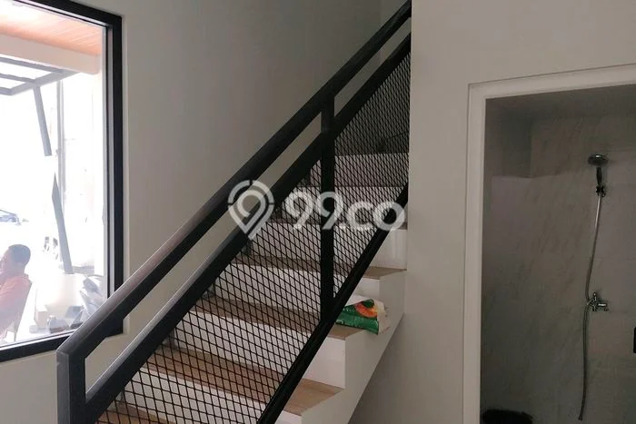 For Sale Hunian Rumah Terawat 4 KT di Cibubur, Jakarta Timur For Sale Hunian Rumah Terawat 4 KT di Cibubur, Jakarta Timur