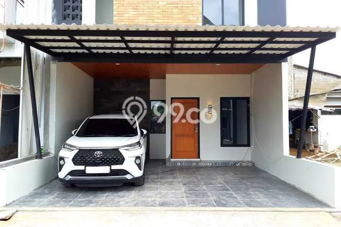 For Sale Hunian Rumah Terawat 4 KT di Cibubur, Jakarta Timur For Sale Hunian Rumah Terawat 4 KT di Cibubur, Jakarta Timur