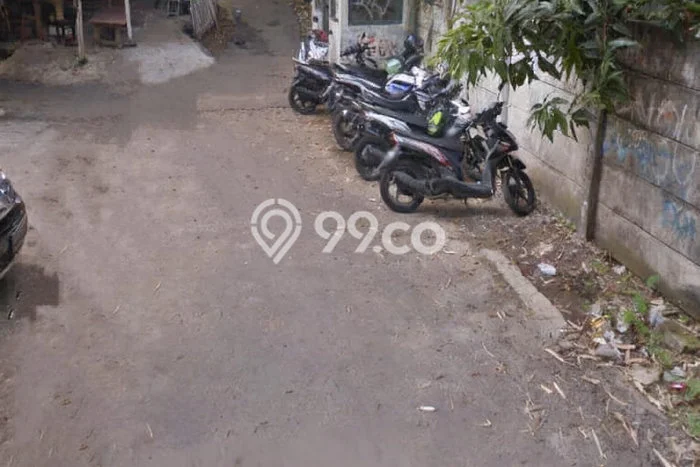 Ruko Dijual di Jakarta Barat LT 171m2 & LB 320m2 Lokasi Terbaik! Ruko Dijual di Jakarta Barat LT 171m2 & LB 320m2 Lokasi Terbaik!