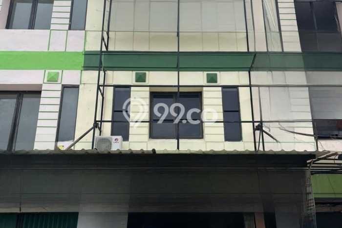 Unit Ruko Dijual di Jakarta Pusat LT 72m2 & LB 260m2 Unit Ruko Dijual di Jakarta Pusat LT 72m2 & LB 260m2