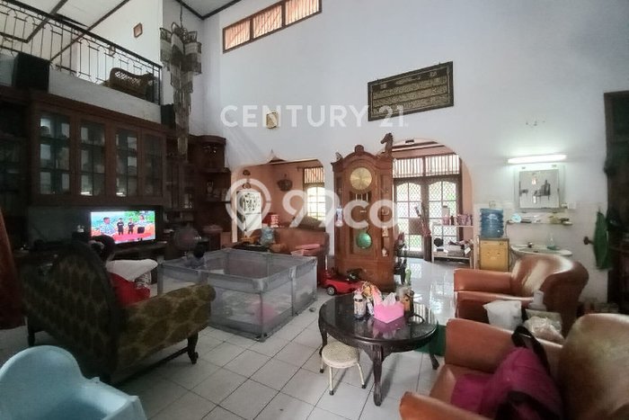 Rumah Elit LB 320m2 Siap Huni Desain Elegan di Cikunir, Bekasi Rumah Elit LB 320m2 Siap Huni Desain Elegan di Cikunir, Bekasi