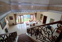 Lokasi strategis! Rumah siap huni dikontrakkan di Cempaka Putih LB 384m2 Lokasi strategis! Rumah siap huni dikontrakkan di Cempaka Putih LB 384m2