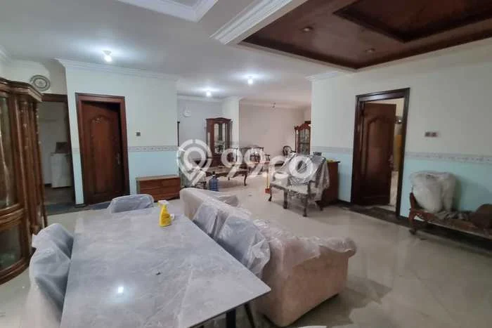 Lokasi strategis! Rumah siap pakai disewakan di Cempaka Putih LB 300m2 Lokasi strategis! Rumah siap pakai disewakan di Cempaka Putih LB 300m2