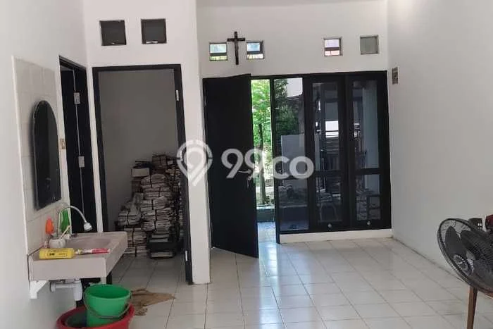 Hunian Elit LB 100m2 Siap Huni Desain Elegan di BSD Nusaloka, Tangerang Hunian Elit LB 100m2 Siap Huni Desain Elegan di BSD Nusaloka, Tangerang