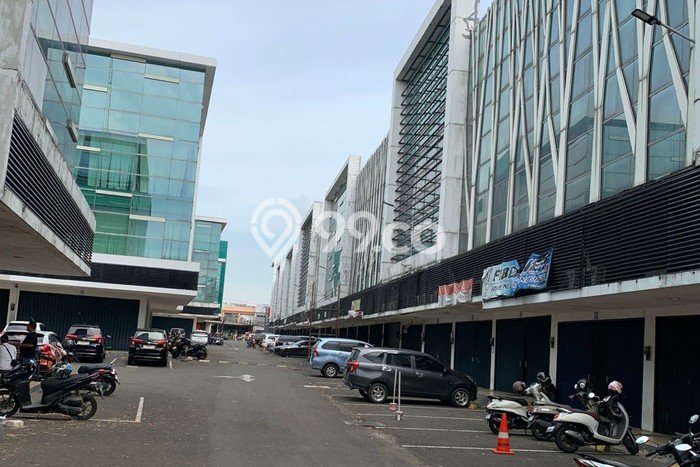 Unit Ruko Dijual di Bekasi LT 107m2 & LB 391m2 Unit Ruko Dijual di Bekasi LT 107m2 & LB 391m2