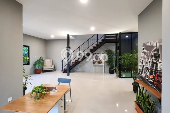 Best Deal Hunian Mewah Ideal dan Luas di Serpong, Tangerang Selatan Best Deal Hunian Mewah Ideal dan Luas di Serpong, Tangerang Selatan