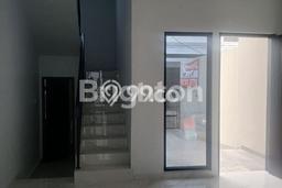 Hunian Mewah LB 182m2 Siap Pakai Desain Elegan di Duri Kepa, Jakarta Barat Hunian Mewah LB 182m2 Siap Pakai Desain Elegan di Duri Kepa, Jakarta Barat