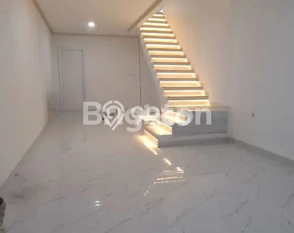 Rumah Luxury Modern Siap Huni di Taman Ratu Jakarta Barat Rumah Luxury Modern Siap Huni di Taman Ratu Jakarta Barat