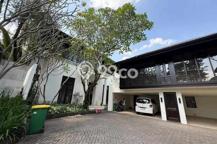 Hunian Modern Disewakan di Pejaten Jakarta Selatan 5 KT & 5 KM Hunian Modern Disewakan di Pejaten Jakarta Selatan 5 KT & 5 KM