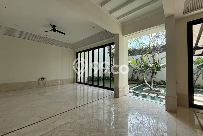 Hunian Modern Disewakan di Pejaten Jakarta Selatan 5 KT & 5 KM Hunian Modern Disewakan di Pejaten Jakarta Selatan 5 KT & 5 KM