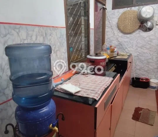 Rumah Modern Cantik 4 Kamar Bisa Langsung Pindah di Rungkut Rumah Modern Cantik 4 Kamar Bisa Langsung Pindah di Rungkut