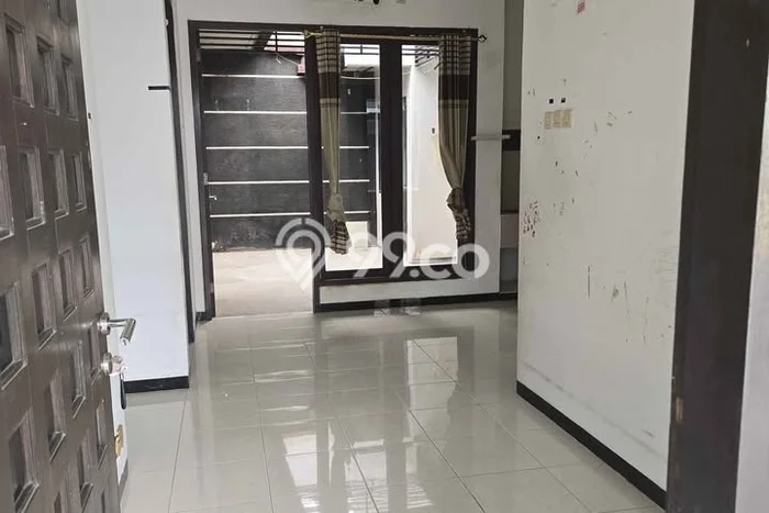 Dijual Hunian Rumah Nyaman 3 Kamar di Ketintang, Surabaya Dijual Hunian Rumah Nyaman 3 Kamar di Ketintang, Surabaya