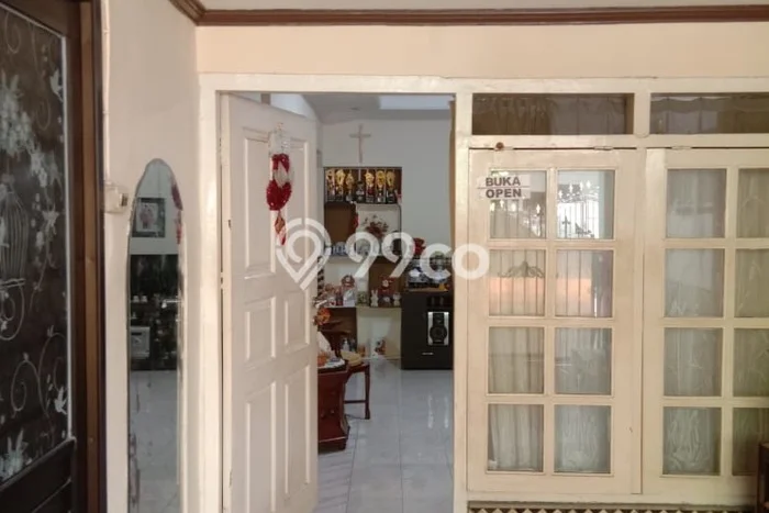 Jual Rumah Favorit Siap Huni LB 90m2 di Rungkut, Surabaya Jual Rumah Favorit Siap Huni LB 90m2 di Rungkut, Surabaya