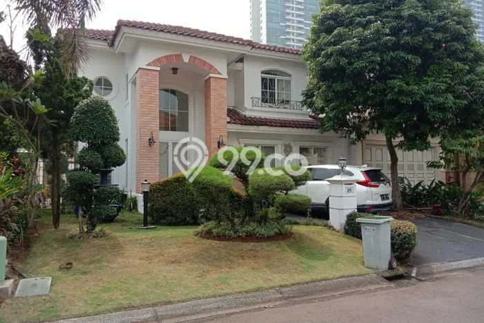 Rumah Luxury Modern Tanpa Renovasi di Gading Serpong Tangerang Rumah Luxury Modern Tanpa Renovasi di Gading Serpong Tangerang