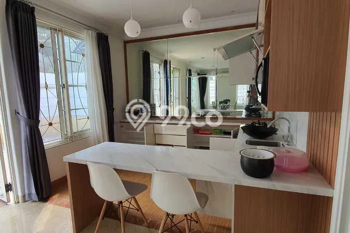 Rumah Luxury Modern Tanpa Renovasi di Gading Serpong Tangerang Rumah Luxury Modern Tanpa Renovasi di Gading Serpong Tangerang