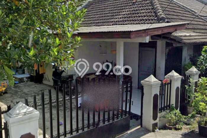 Kost Dijual Lokasi Kebayoran Baru, Jakarta Selatan, 10 KT, 4 KM, 200m2 Kost Dijual Lokasi Kebayoran Baru, Jakarta Selatan, 10 KT, 4 KM, 200m2