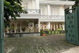 Jual Rumah Mewah Megah Dengan View Eksklusif di Ampera, Jakarta Selatan Jual Rumah Mewah Megah Dengan View Eksklusif di Ampera, Jakarta Selatan