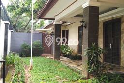 Siap Huni Rumah Mewah 3 Kamar di Kebayoran Baru Dekat ke Mana Saja Siap Huni Rumah Mewah 3 Kamar di Kebayoran Baru Dekat ke Mana Saja