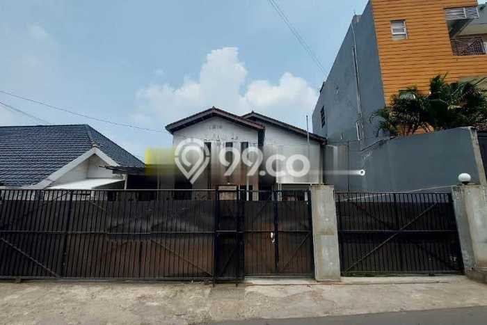 Investasi Kost Dijual di Kebayoran Baru, Jakarta Selatan, Spesifikasi 5 KT, 4 KM, 363m2 Investasi Kost Dijual di Kebayoran Baru, Jakarta Selatan, Spesifikasi 5 KT, 4 KM, 363m2