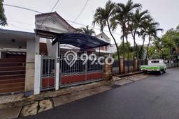 Kost Dijual di Cipete dengan 10 KT dan Luas 600m2 Kost Dijual di Cipete dengan 10 KT dan Luas 600m2