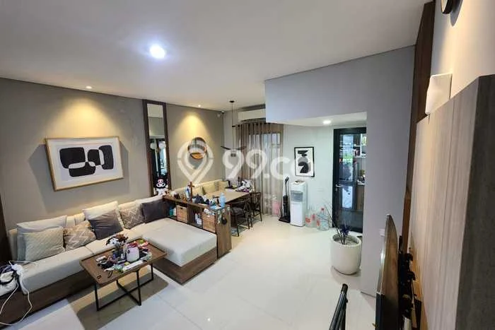 Sewa Rumah Murah di Citraland Surabaya Punya 3 KT Sewa Rumah Murah di Citraland Surabaya Punya 3 KT