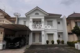 Rumah Elit LB 280m2 Siap Pakai Desain Elegan di Pakuwon Indah, Surabaya Rumah Elit LB 280m2 Siap Pakai Desain Elegan di Pakuwon Indah, Surabaya