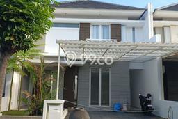 Hot Offer Hunian Mewah Ideal dan Luas di Wiyung, Surabaya Hot Offer Hunian Mewah Ideal dan Luas di Wiyung, Surabaya
