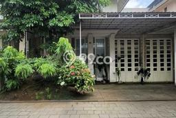 Rumah Mewah LB 247m2 Siap Huni Desain Elegan di Citraland, Surabaya Rumah Mewah LB 247m2 Siap Huni Desain Elegan di Citraland, Surabaya