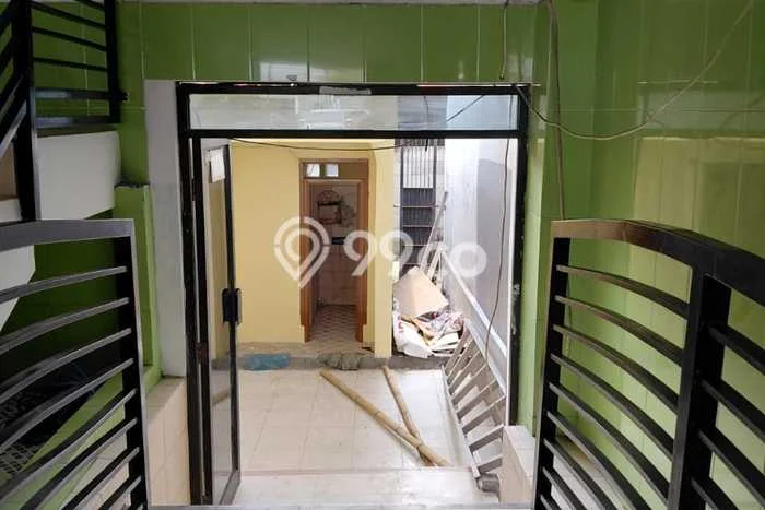 Dijual Komersial di Kebomas Gresik LT 300m2 / LB 600m2 Dijual Komersial di Kebomas Gresik LT 300m2 / LB 600m2