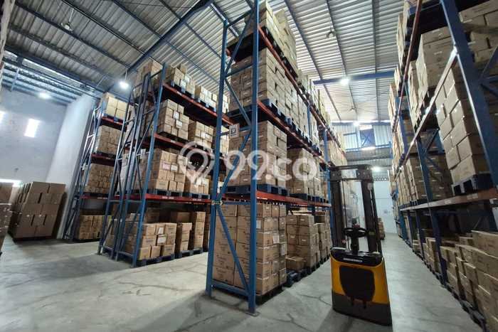 Lokasi Strategis! Dijual Gudang Bisnis di Kenjeran, Surabaya Kondisi Bagus Lokasi Strategis! Dijual Gudang Bisnis di Kenjeran, Surabaya Kondisi Bagus