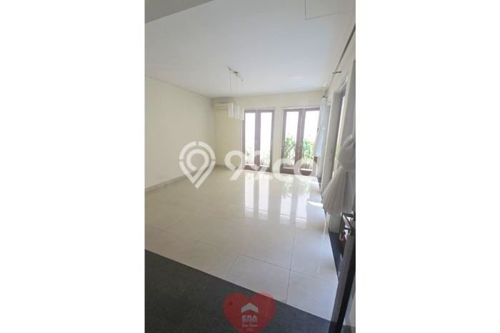 Jarang Ada! Rumah Sewa 4 Kamar Bagus Siap Huni Kuningan Jarang Ada! Rumah Sewa 4 Kamar Bagus Siap Huni Kuningan