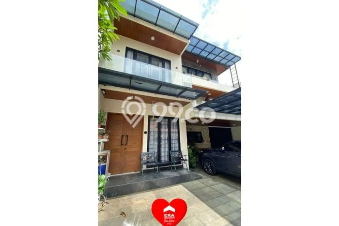 Siap Huni Hunian Elit 4 Kamar di Pancoran Dekat ke Mana Pun Siap Huni Hunian Elit 4 Kamar di Pancoran Dekat ke Mana Pun