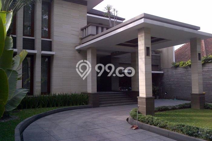 Rumah Luxury Modern Siap Huni di Cipaganti Bandung Rumah Luxury Modern Siap Huni di Cipaganti Bandung