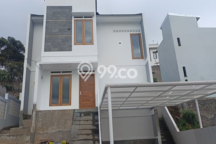Dijual Hunian Rumah Terawat 4 Kamar di Bandung Barat, Bandung Dijual Hunian Rumah Terawat 4 Kamar di Bandung Barat, Bandung